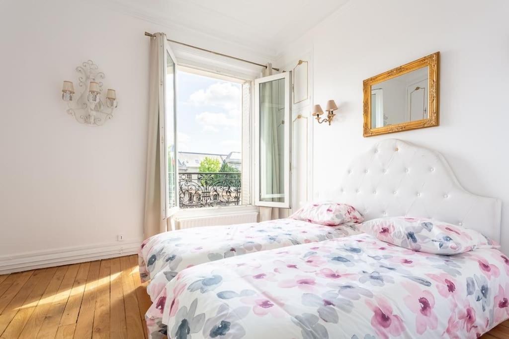 Le Marais, Fantastic View On Archives Nationales Apartment Paris Luaran gambar